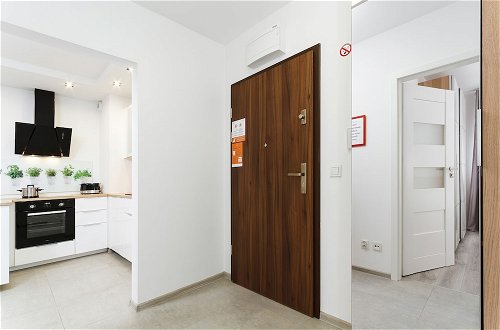 Photo 19 - Apartments Claro II by Renters