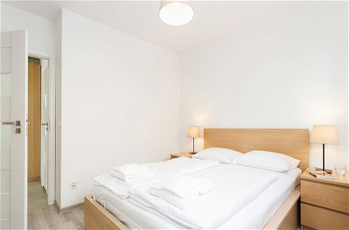Photo 15 - Apartments Claro II by Renters