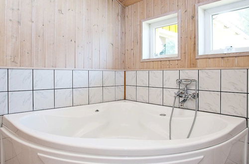 Photo 8 - 8 Person Holiday Home in Lokken