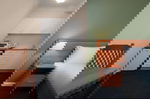 Foto 19 - Leisure Inn Spires