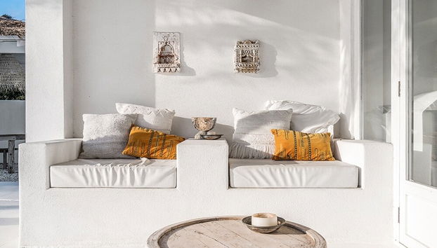 Coin salon dans le hall