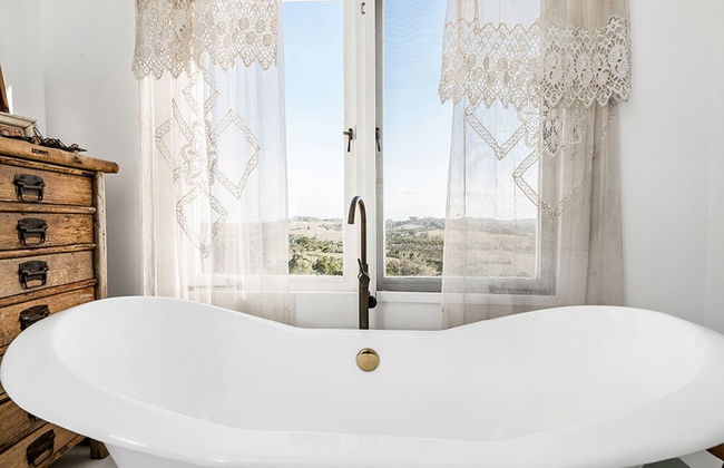 Your Luxury Escape - Bisque House - Photo 20