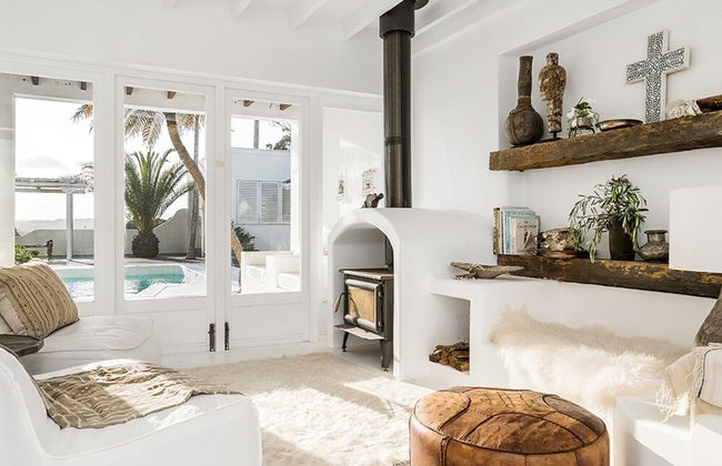 Your Luxury Escape - Bisque House - Photo 13