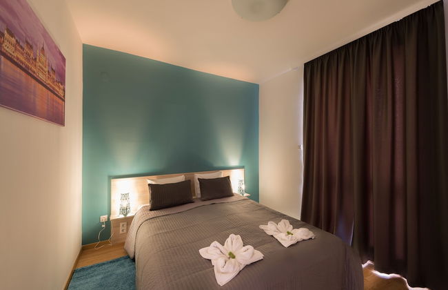 Corvin Plaza Apartments and Suites - Foto 8