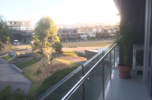 Photo 16 - Marina View Apartment on the Maribyrnong River, Melbourne