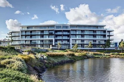 Photo 25 - Marina View Apartment on the Maribyrnong River, Melbourne