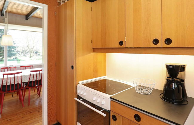 6 Person Holiday Home in Stege - Foto 7