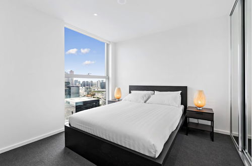 Photo 2 - ABIGAIL, 2BDR Docklands Apartment