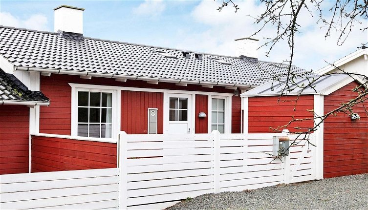 Photo 1 - 6 Person Holiday Home in Aabenraa