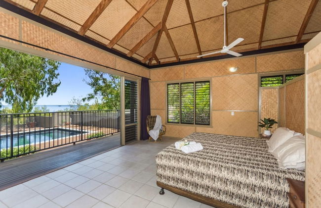 On The Beach - Foto 2