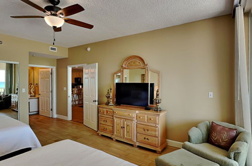 Photo 6 - Navarre Beach Regency by Southern Vacation Rentals