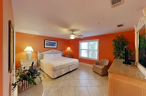 Photo 18 - Crystal Dunes by Southern Vacation Rentals