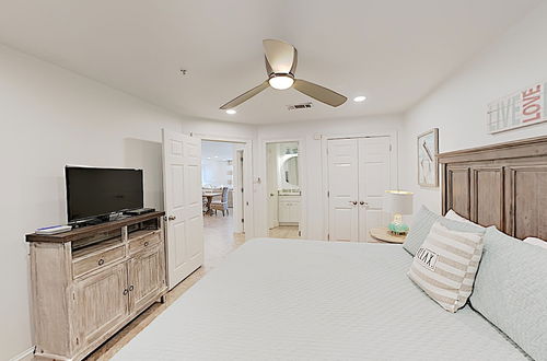 Photo 13 - Crystal Dunes by Southern Vacation Rentals