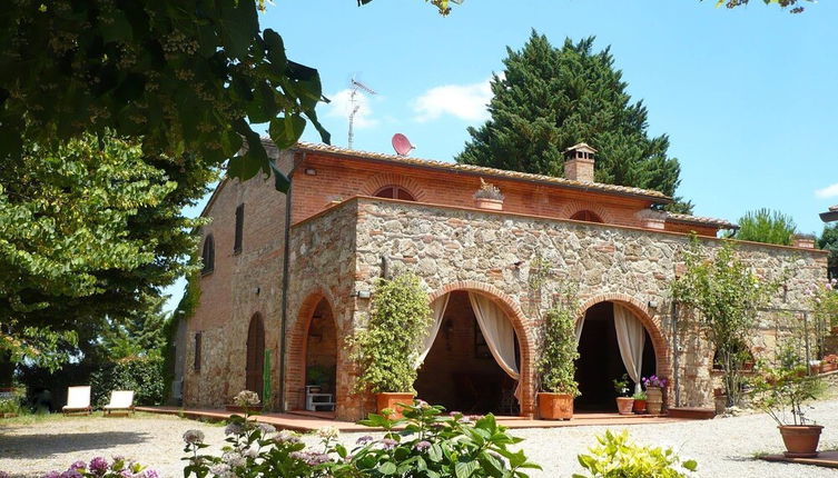 Photo 1 - Panoramic Villa in Tuscany Rolling Hill, Well Connected, Everyday new Journey to