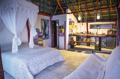 Photo 3 - Room in Bungalow - El Secrereto Ocean Front Cabin