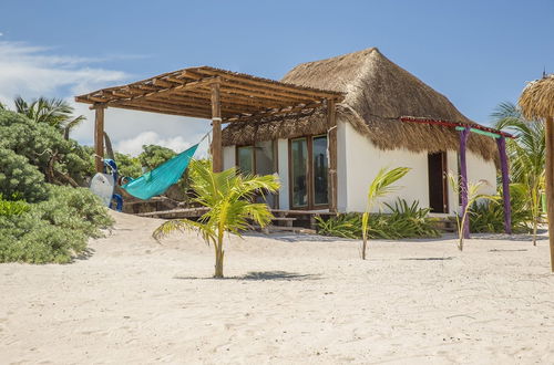 Photo 2 - Room in Bungalow - El Secrereto Ocean Front Cabin