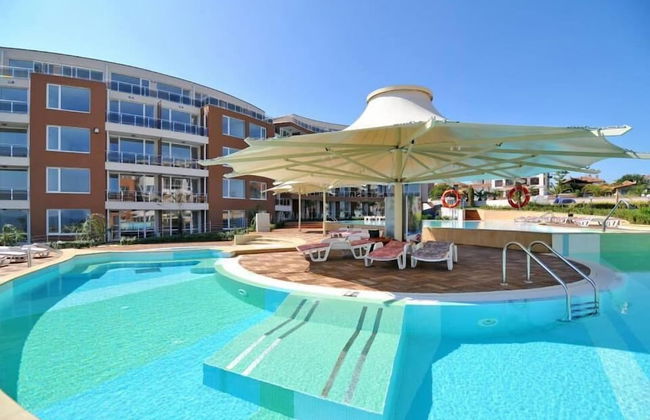 Sunny Apartment in Burgas - Foto 1