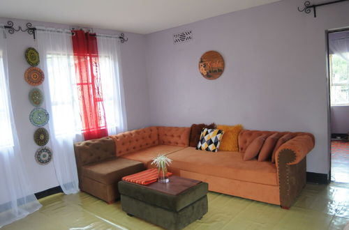 Foto 15 - Beautiful & Stylish 2-bedroom Apartment in Karatu