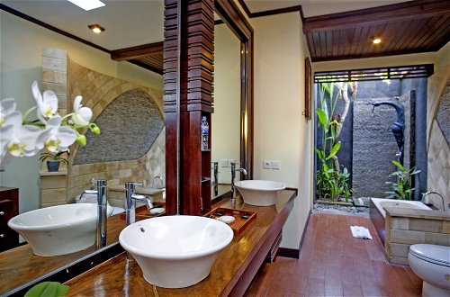 Foto 25 - The Bali Dream Suite Villa Seminyak