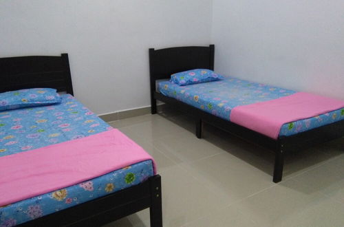 Foto 5 - OYO Home 90350 Kl Homestay Express 2