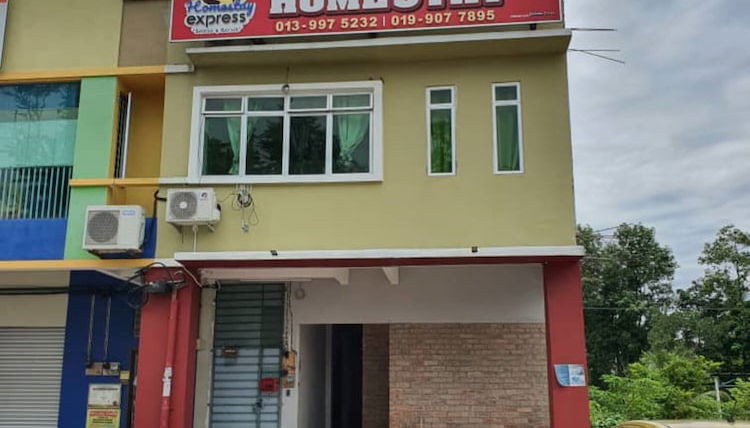 Foto 1 - OYO Home 90350 Kl Homestay Express 2