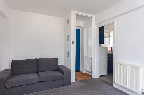 Foto 14 - Cosy 1 Bedroom Apartment in Earlsfield, SW London