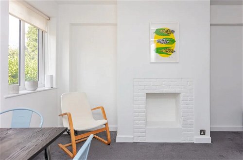 Photo 11 - Cosy 1 Bedroom Apartment in Earlsfield, SW London