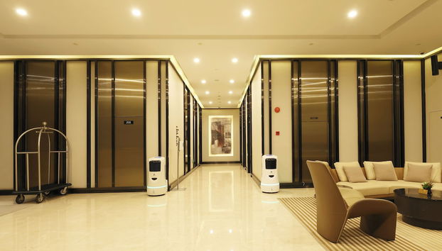 Coin salon dans le hall