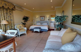 Photo 2 - Roosboom Luxury Studio - With Sea View and Kitchen, Ideal for 2 Guests, Capetown