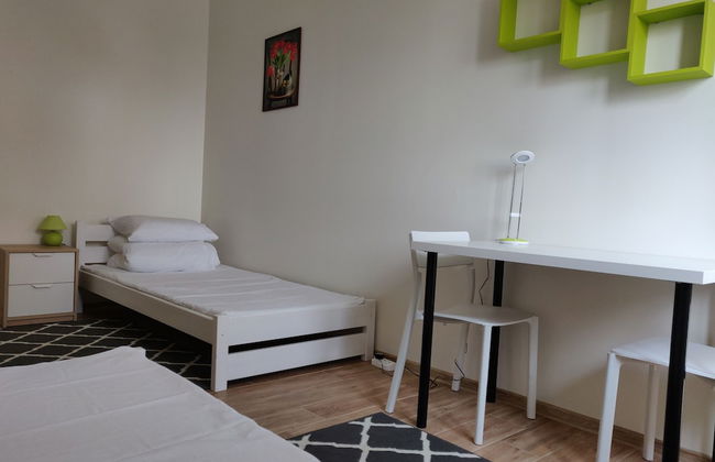 601 Apartments - Photo 4