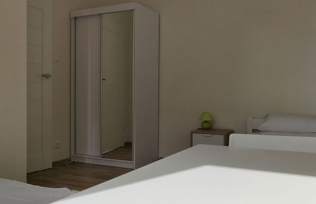 601 Apartments - Photo 9