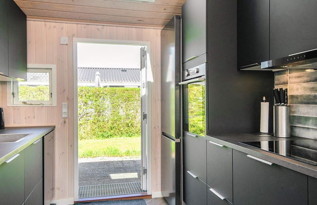 6 Person Holiday Home in Sjolund - Foto 23