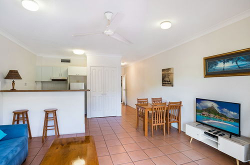 Photo 11 - The York Beachfront Holiday Apartments