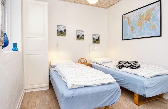 6 Person Holiday Home in Borkop - Foto 2