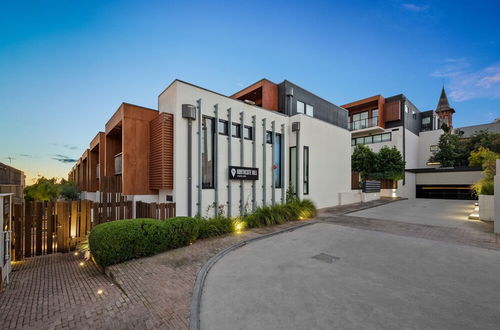 Photo 19 - StayCentral Northcote Townhouse With Study