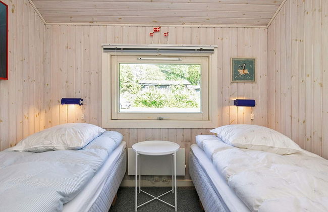 8 Person Holiday Home in Martofte - Foto 5