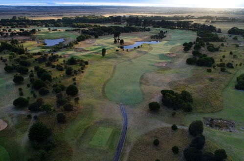 Photo 23 - 13th Beach Golf Lodges