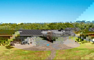 Foto 1 - Luxury Lakeside Retreat With Spa-by Traum