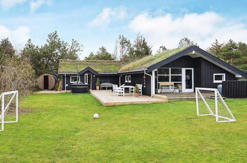 Photo 22 - Spacious Holiday Home in Jutland With Outdoor Whirlpool