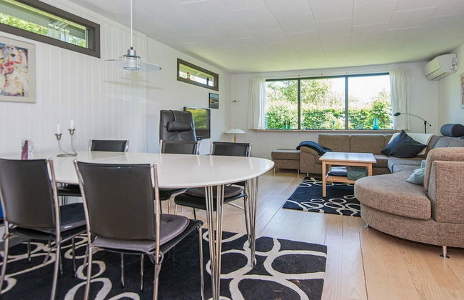 6 Person Holiday Home in Knebel - Foto 9