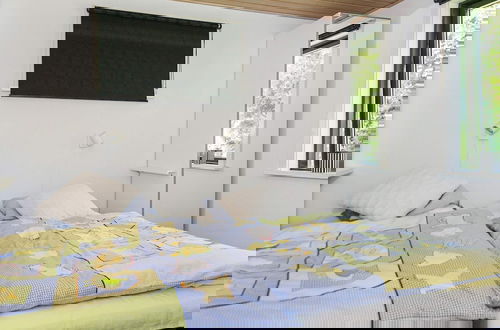 Foto 4 - 6 Person Holiday Home in Knebel