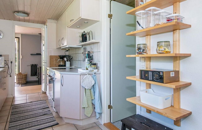 6 Person Holiday Home in Knebel - Foto 5
