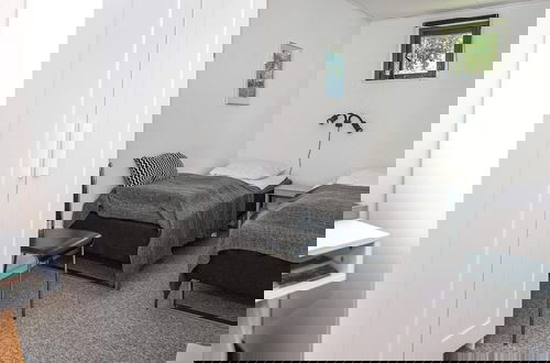 Foto 2 - 6 Person Holiday Home in Knebel