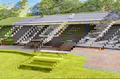 Foto 21 - 6 Person Holiday Home in Knebel