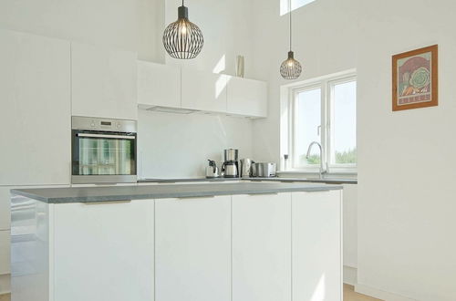 Foto 6 - Spacious Holiday Home in Bornholm near Sea