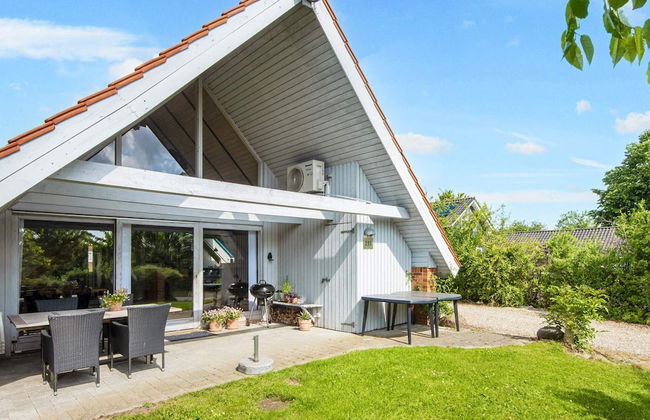 8 Person Holiday Home in Juelsminde - Foto 12