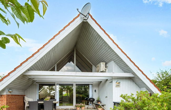 8 Person Holiday Home in Juelsminde - Foto 1