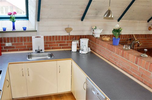 Photo 4 - 8 Person Holiday Home in Juelsminde