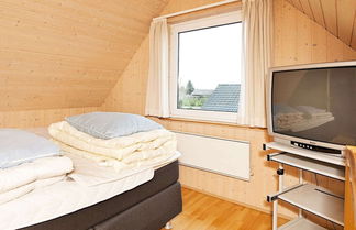 Photo 1 - 8 Person Holiday Home in Juelsminde