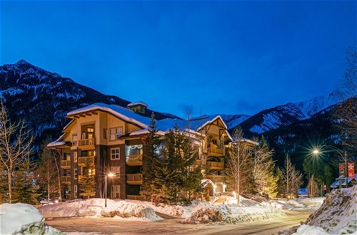 Foto 19 - SPACIOUS 3-Br 3-Ba | Ski In/Out | Pool & Hot Tubs | in Heart of PANORAMA RESORT